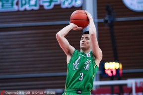 欧博官网平台包含里程碑夜！深圳男篮队长鼓劲，葡超赛前刷纪录，气氛紧张，心理建设被强调的词条